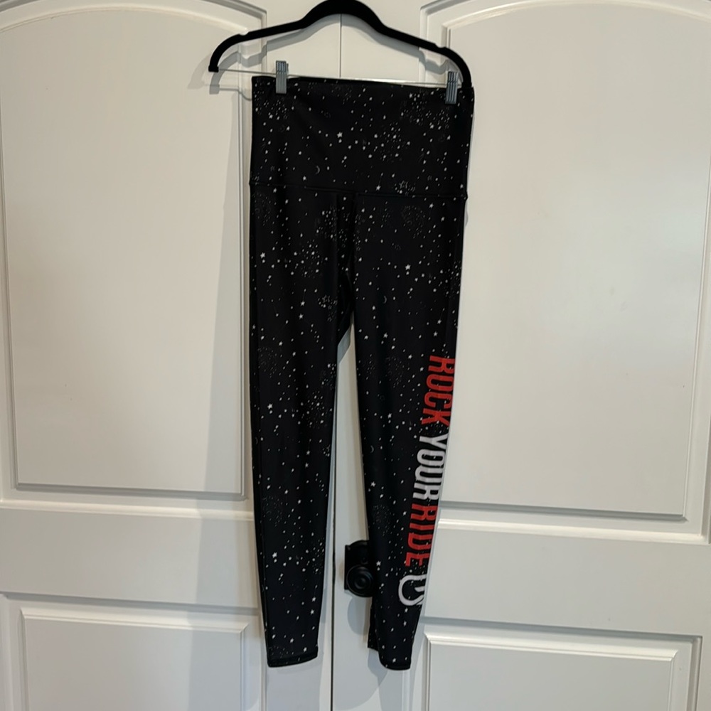 CYCLEBAR x Emily Hsu leggings